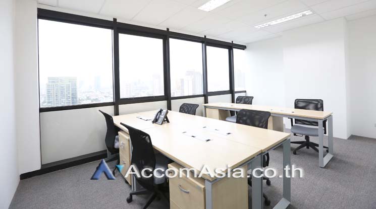  1  Office Space For Rent in Sukhumvit ,Bangkok BTS Ekkamai at Meticulous AA15941